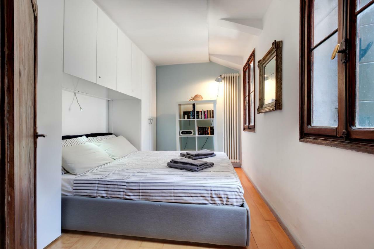 Bragora Smoochy Attic In Apartment Venice